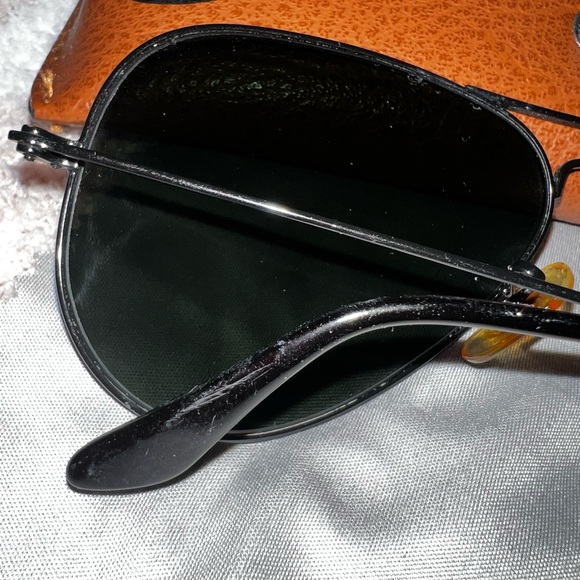 Ray-Ban Aviator Sunglasses - Picture 4 of 9